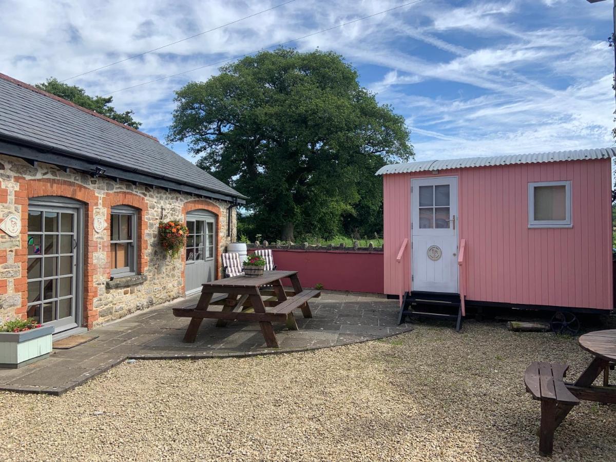 Swallow Cottage At Duffryn Mawr Cottages Hensol Exterior foto
